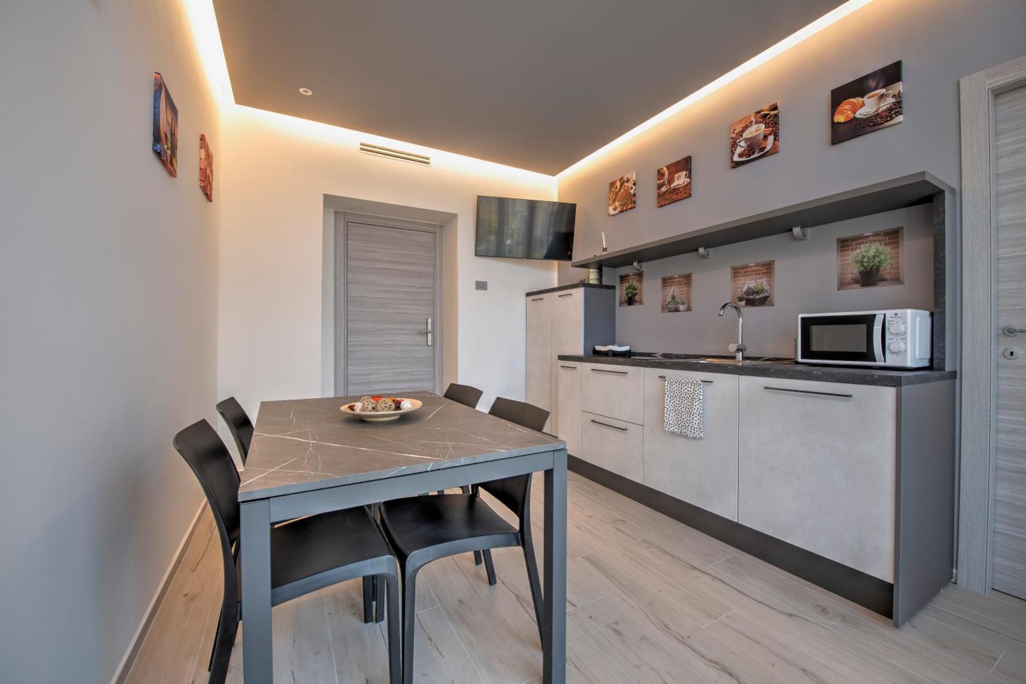 243B - Appartamento Mignon - Sara Home Chiavari, 200Metri Dal Mare Zewnętrze zdjęcie